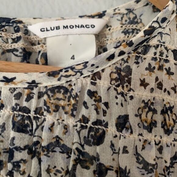 Club Monaco Helvi Smocked Printed Silk Dress - Picture 3 of 8
